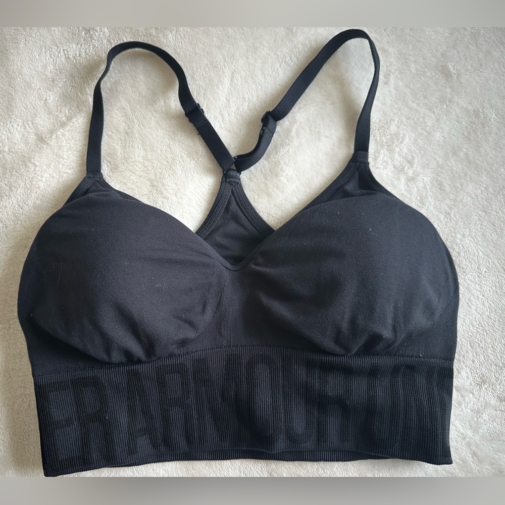 Under Armour sports bra size small